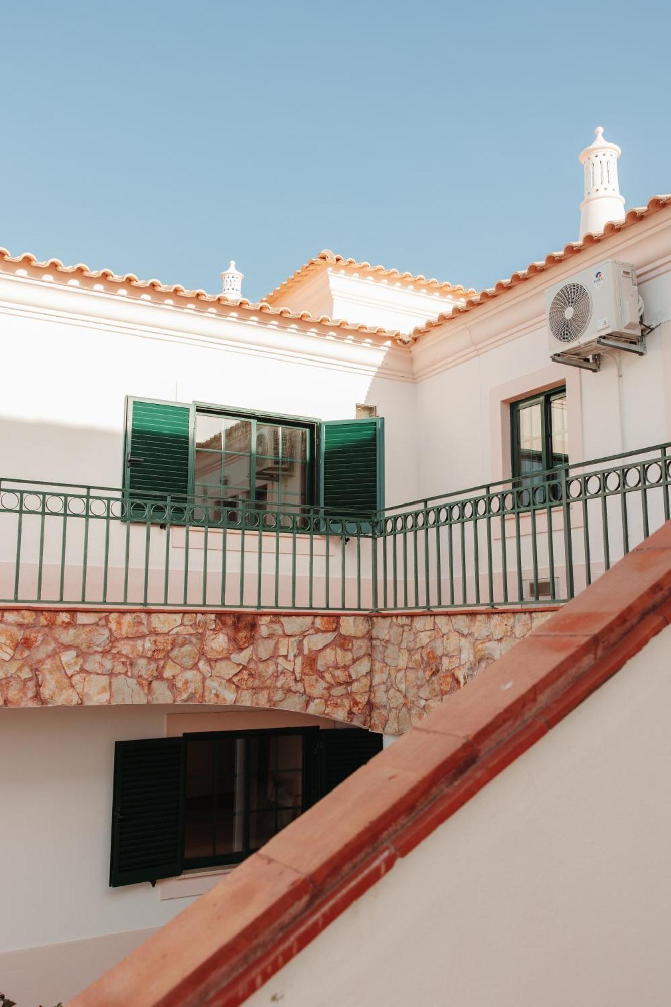 Casa Velha Apartments - Adults Friendly Albufeira Extérieur photo