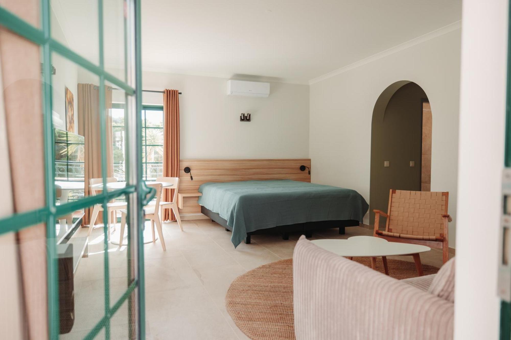 Casa Velha Apartments - Adults Friendly Albufeira Extérieur photo